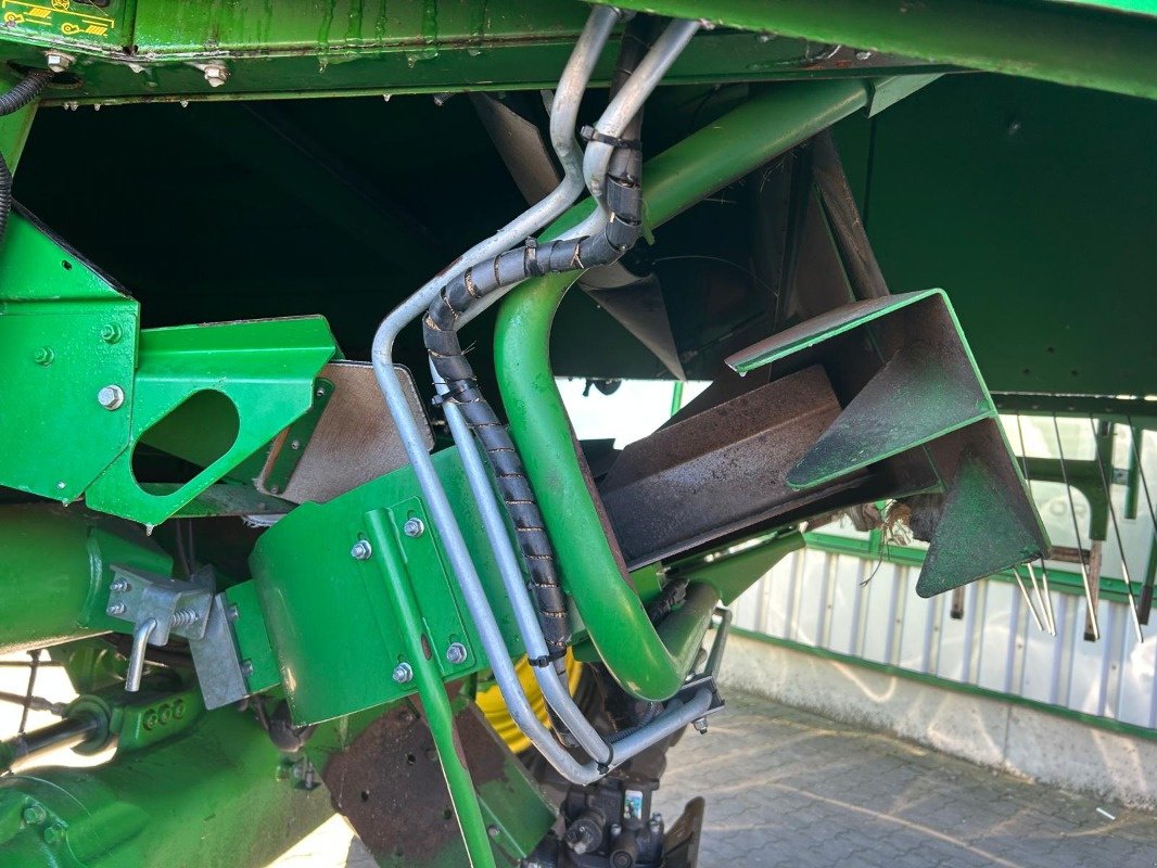 Mähdrescher van het type John Deere T660, Gebrauchtmaschine in Sittensen (Foto 22)