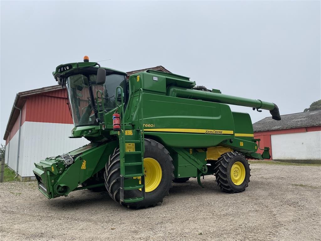 Mähdrescher typu John Deere T660i Auto Track ready, Gebrauchtmaschine v Holbæk (Obrázok 1)