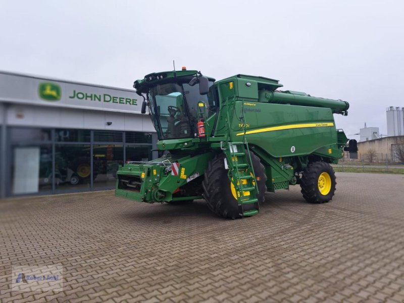 Mähdrescher of the type John Deere T670 HM, Neumaschine in Wittlich (Picture 1)