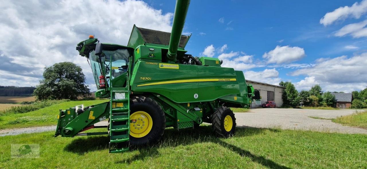 Mähdrescher of the type John Deere T670 HM, Neumaschine in Triebes (Picture 3)