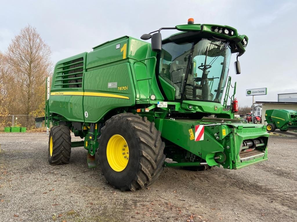 Mähdrescher от тип John Deere T670 MY20, Gebrauchtmaschine в Neubrandenburg (Снимка 2)