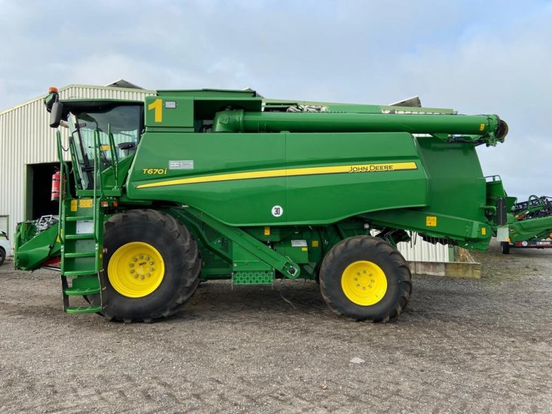 Mähdrescher del tipo John Deere T670 MY20, Gebrauchtmaschine In Neubrandenburg (Immagine 1)