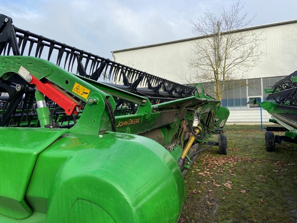 Mähdrescher des Typs John Deere T670 MY20, Gebrauchtmaschine in Neubrandenburg (Bild 20)