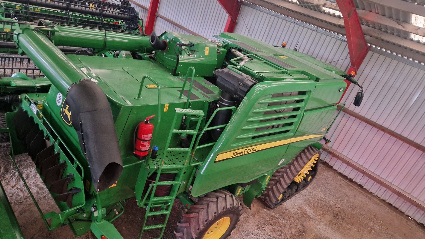 Mähdrescher of the type John Deere T670 Raupe mit 730FD, Gebrauchtmaschine in Kölleda (Picture 9)