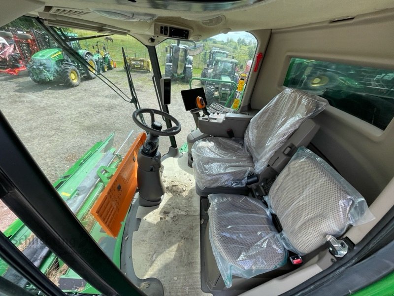 Mähdrescher of the type John Deere T670, Vorführmaschine in Marxen (Picture 9)