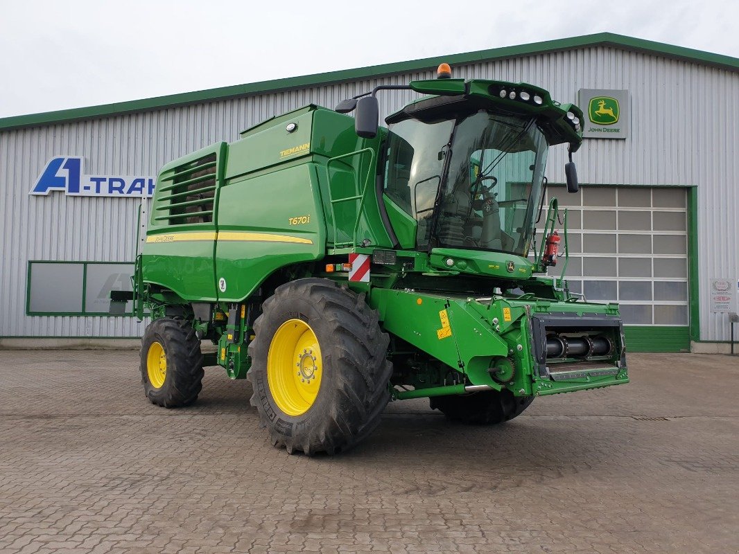 Mähdrescher del tipo John Deere T670, Gebrauchtmaschine en Sittensen (Imagen 2)