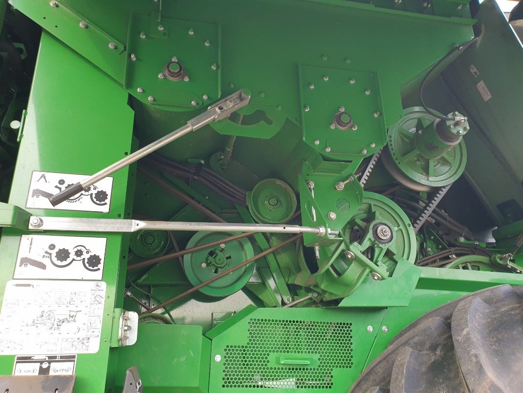 Mähdrescher tip John Deere T670, Gebrauchtmaschine in Sittensen (Poză 8)