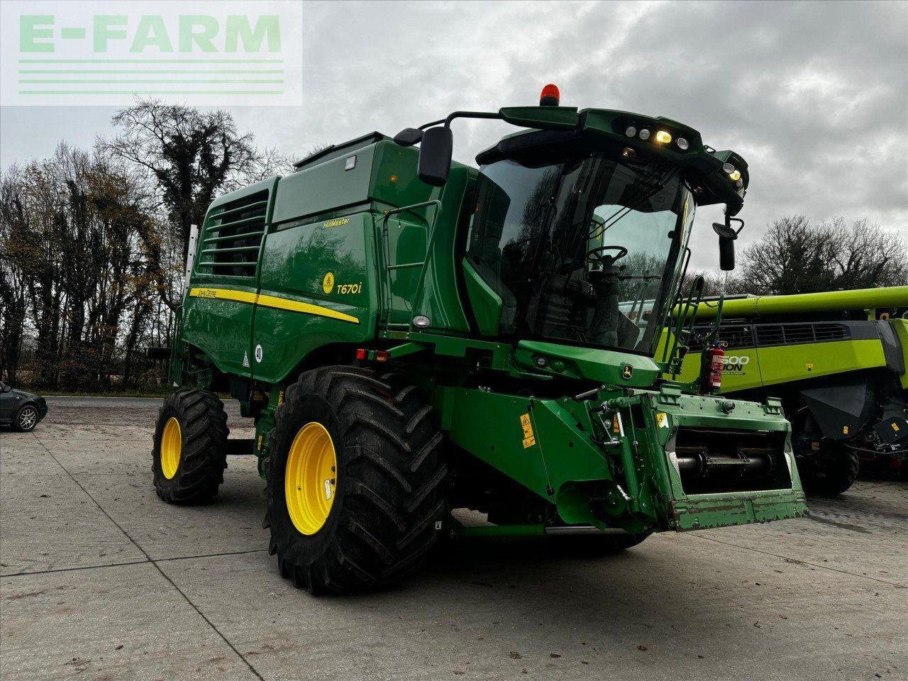 Mähdrescher типа John Deere T670I HILLMASTER, Gebrauchtmaschine в MICHELDEVER, WINCHESTER (Фотография 1)