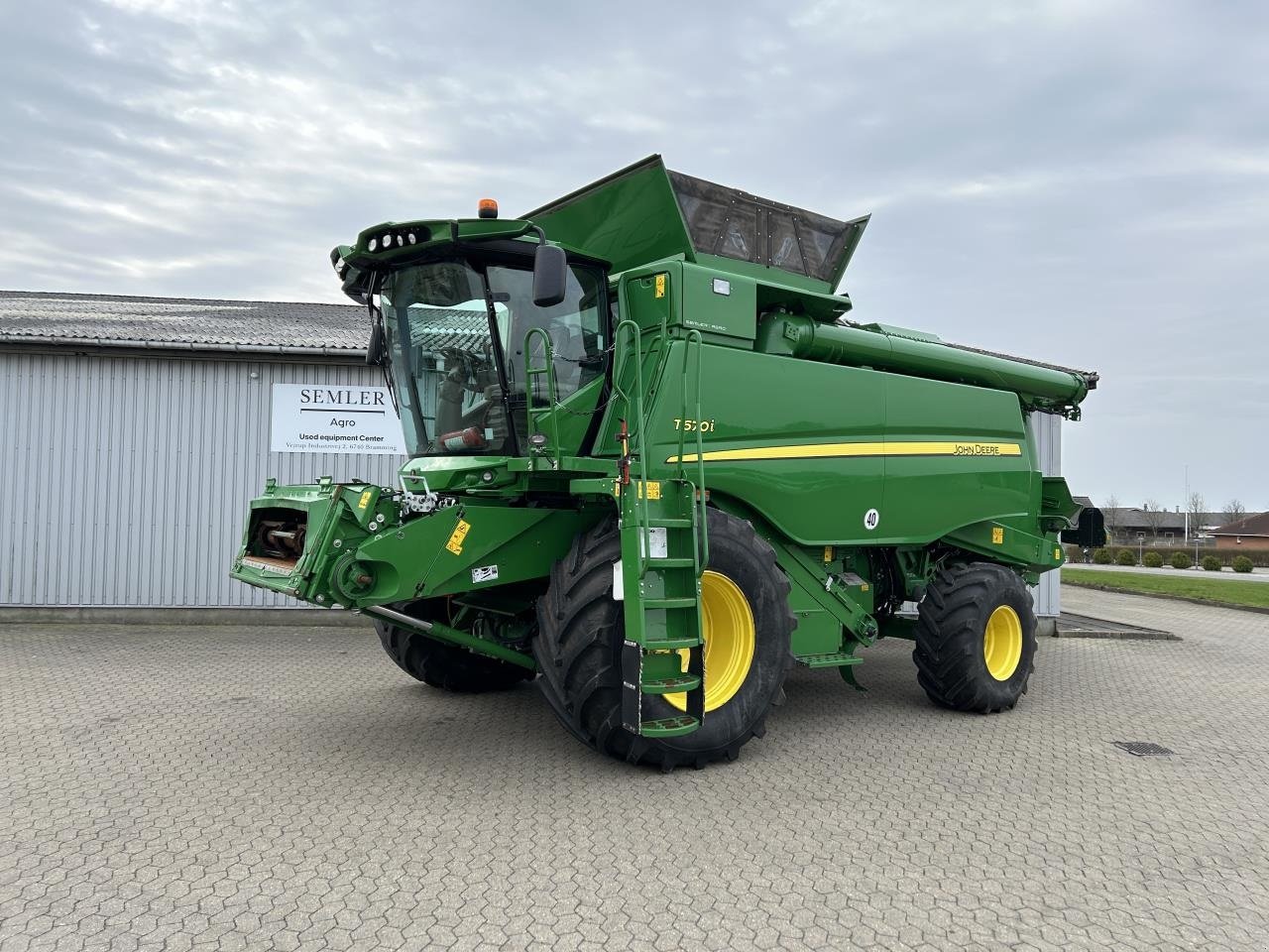 Mähdrescher van het type John Deere T670I, Gebrauchtmaschine in Bramming (Foto 1)