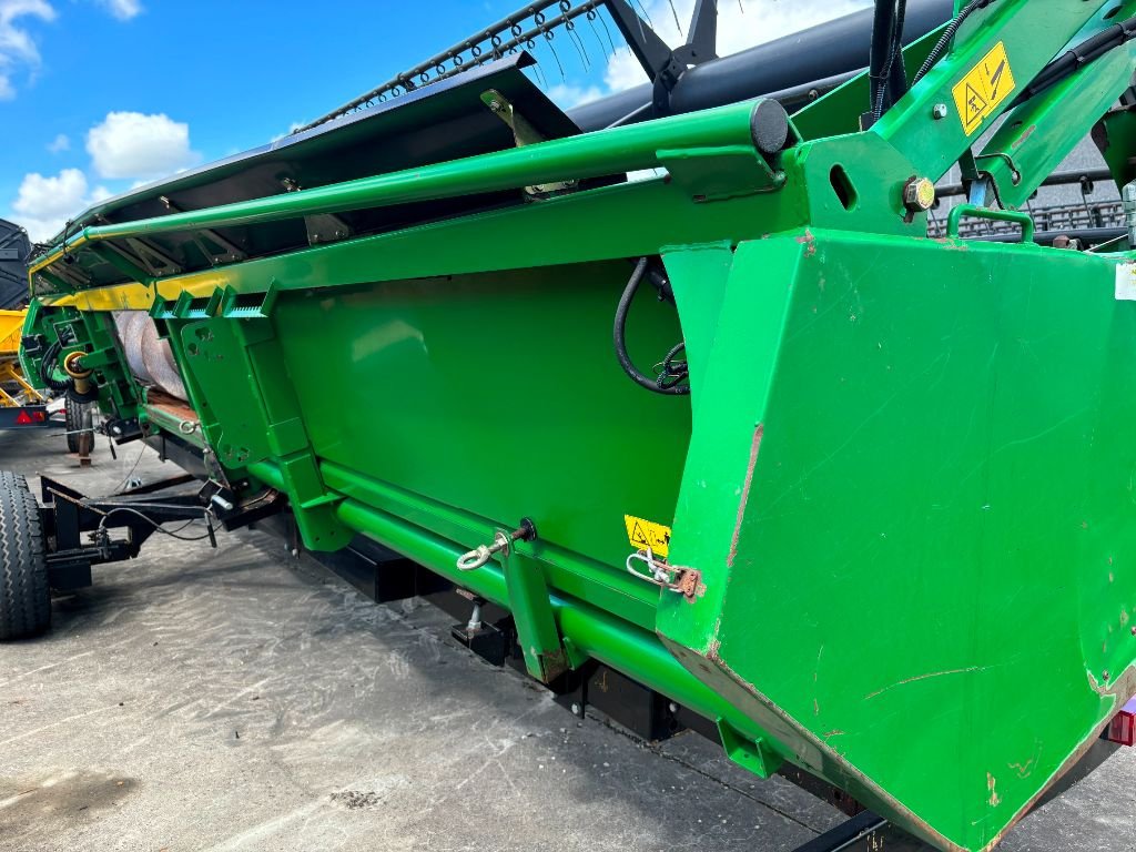 Mähdrescher del tipo John Deere T670I, Gebrauchtmaschine en Baillonville (Imagen 9)