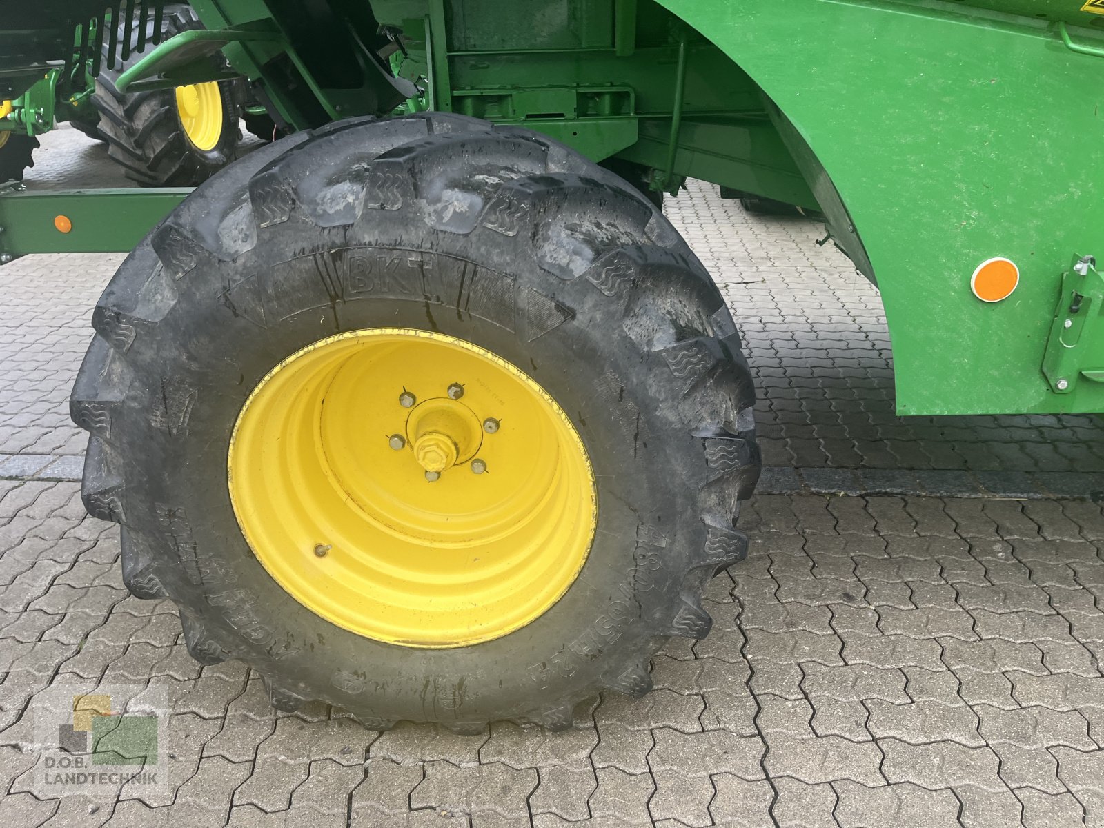 Mähdrescher del tipo John Deere W 440, Gebrauchtmaschine en Langweid am Lech (Imagen 8)