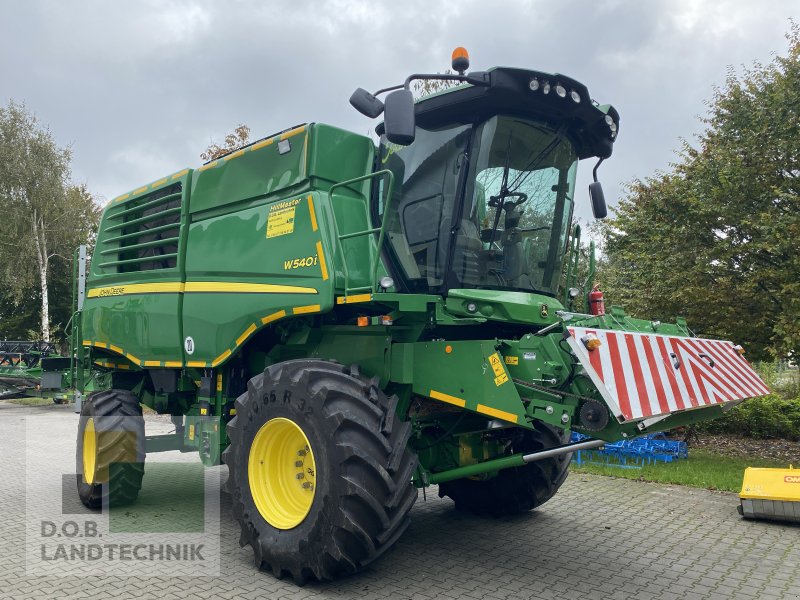 Mähdrescher of the type John Deere W 540 HM, Gebrauchtmaschine in Regensburg (Picture 1)