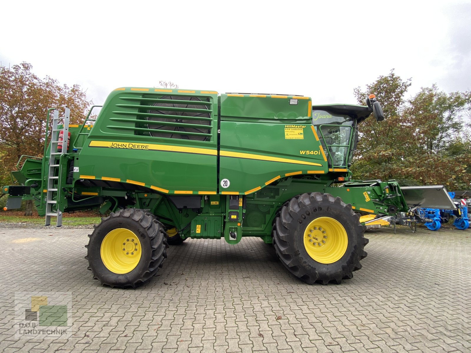 Mähdrescher van het type John Deere W 540 HM, Gebrauchtmaschine in Regensburg (Foto 2)