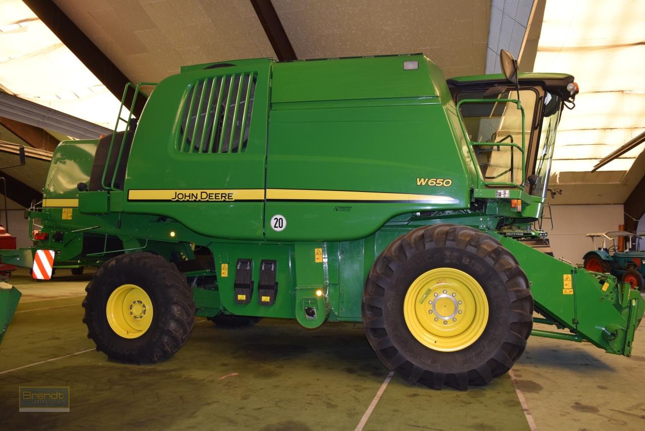 Mähdrescher van het type John Deere W 650, Gebrauchtmaschine in Oyten (Foto 1)