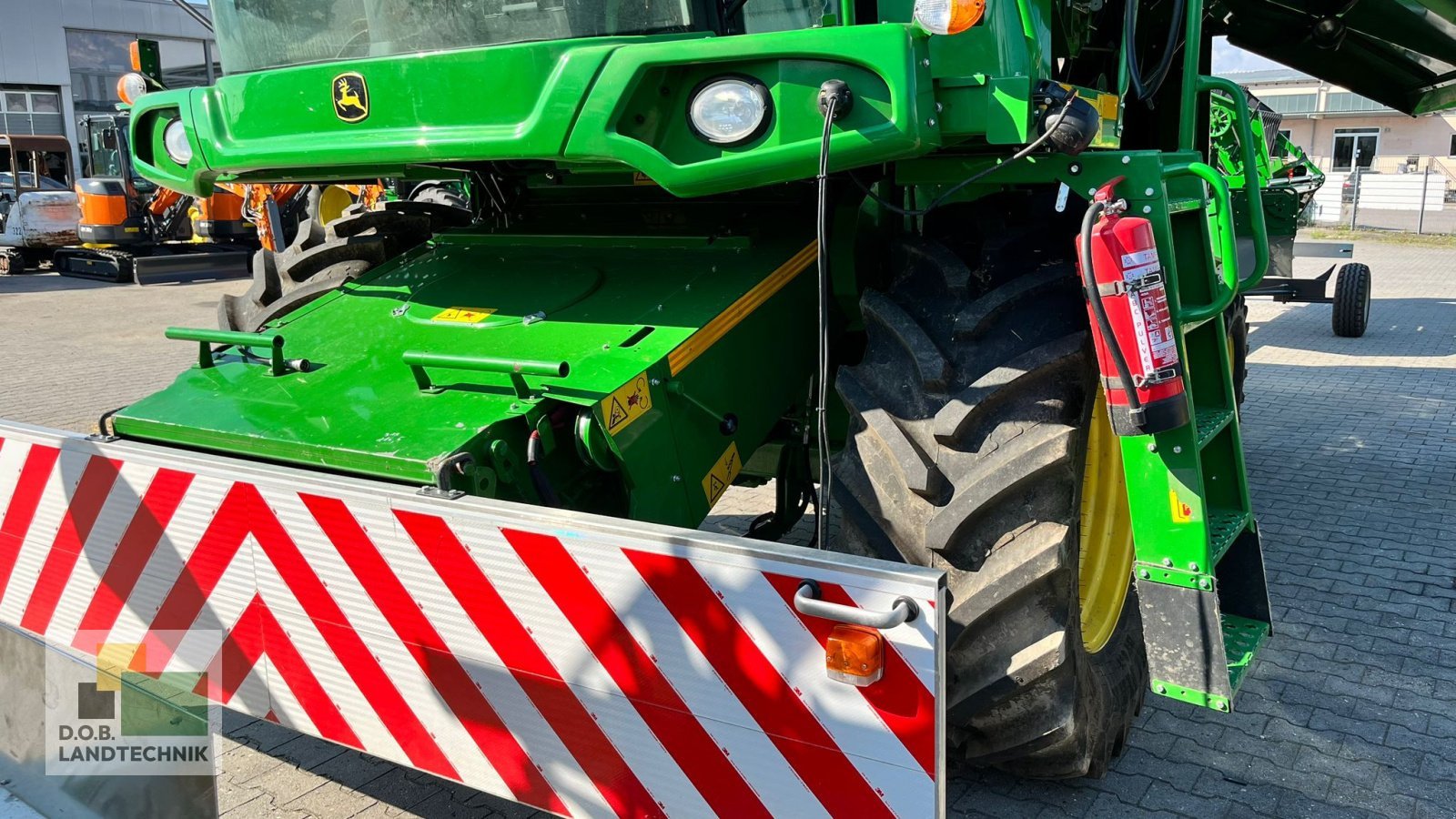 Mähdrescher del tipo John Deere W330, Gebrauchtmaschine en Regensburg (Imagen 4)