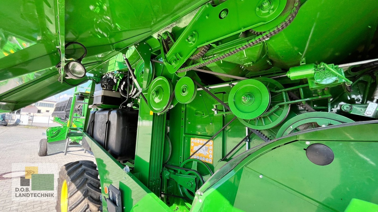 Mähdrescher des Typs John Deere W330, Gebrauchtmaschine in Regensburg (Bild 12)