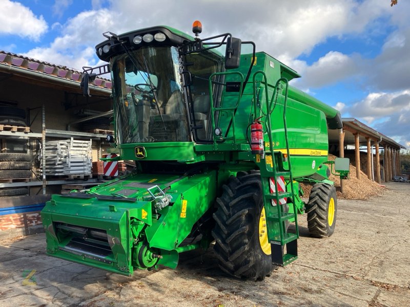 Mähdrescher tip John Deere W540 mit 620R Schneidwerk, Gebrauchtmaschine in Jahnatal