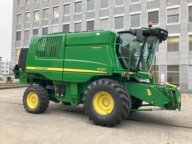 Mähdrescher Türe ait John Deere W540, Gebrauchtmaschine içinde Regensdorf (resim 3)