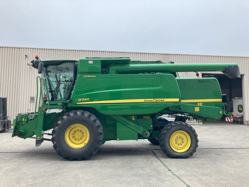 Mähdrescher Türe ait John Deere W540, Gebrauchtmaschine içinde Regensdorf (resim 1)