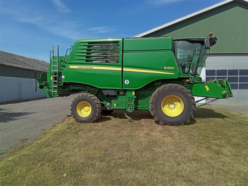 Mähdrescher des Typs John Deere W550i, Gebrauchtmaschine in Varde (Bild 1)