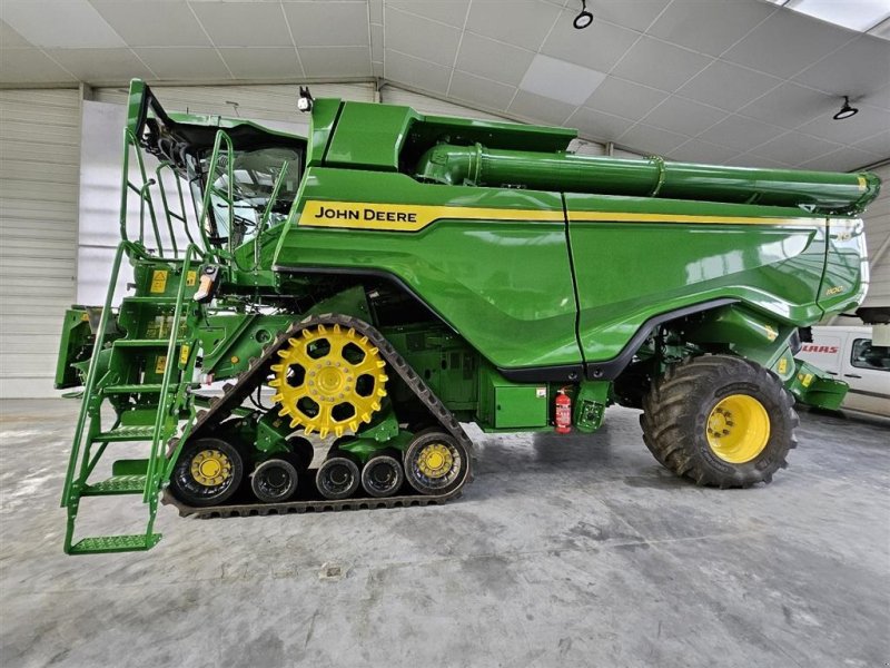 Mähdrescher of the type John Deere X9 1100 KUN 66 høst timer!!! Sammelign selv prisen med markedet!!! INCL. HDX45 Draper skærebord og bælter. Se komplet og fuld udstyrsliste her under., Gebrauchtmaschine in Kolding (Picture 1)