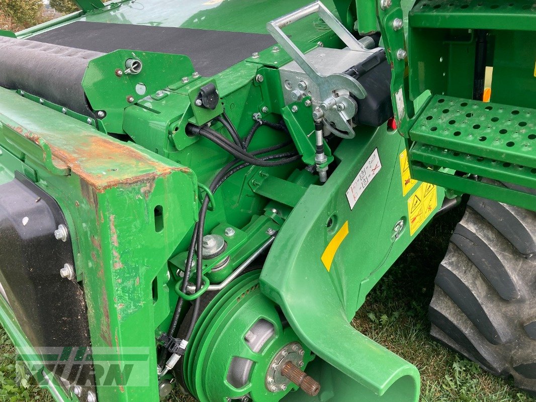 Mähdrescher des Typs John Deere X9 1100, Neumaschine in Giebelstadt-Euerhausen (Bild 22)