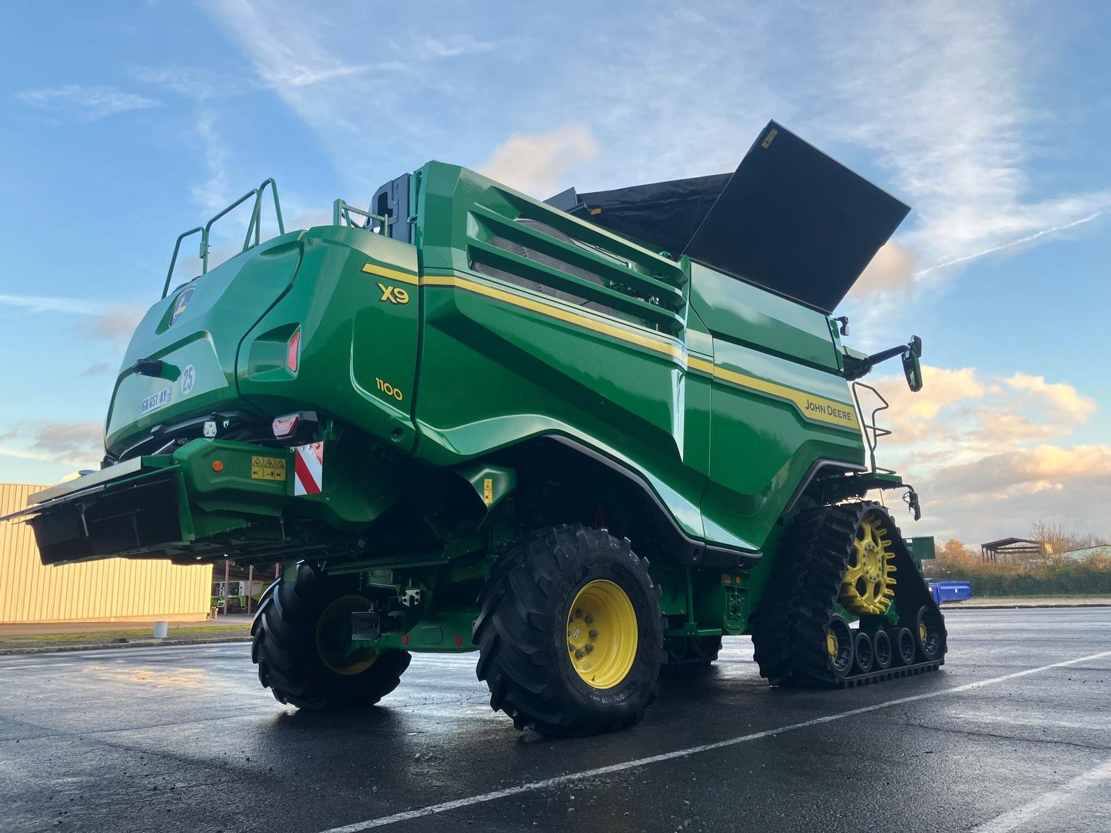 Mähdrescher типа John Deere X9 1100, Gebrauchtmaschine в CONNANTRE (Фотография 17)