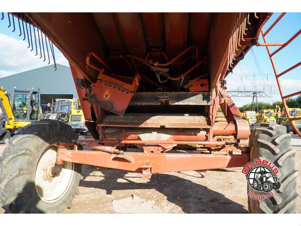 Mähdrescher van het type Laverda 3600, Gebrauchtmaschine in MIJNSHEERENLAND (Foto 10)