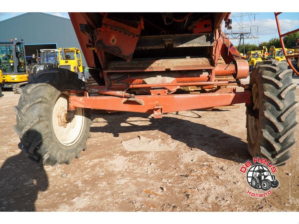 Mähdrescher van het type Laverda 3600, Gebrauchtmaschine in MIJNSHEERENLAND (Foto 9)