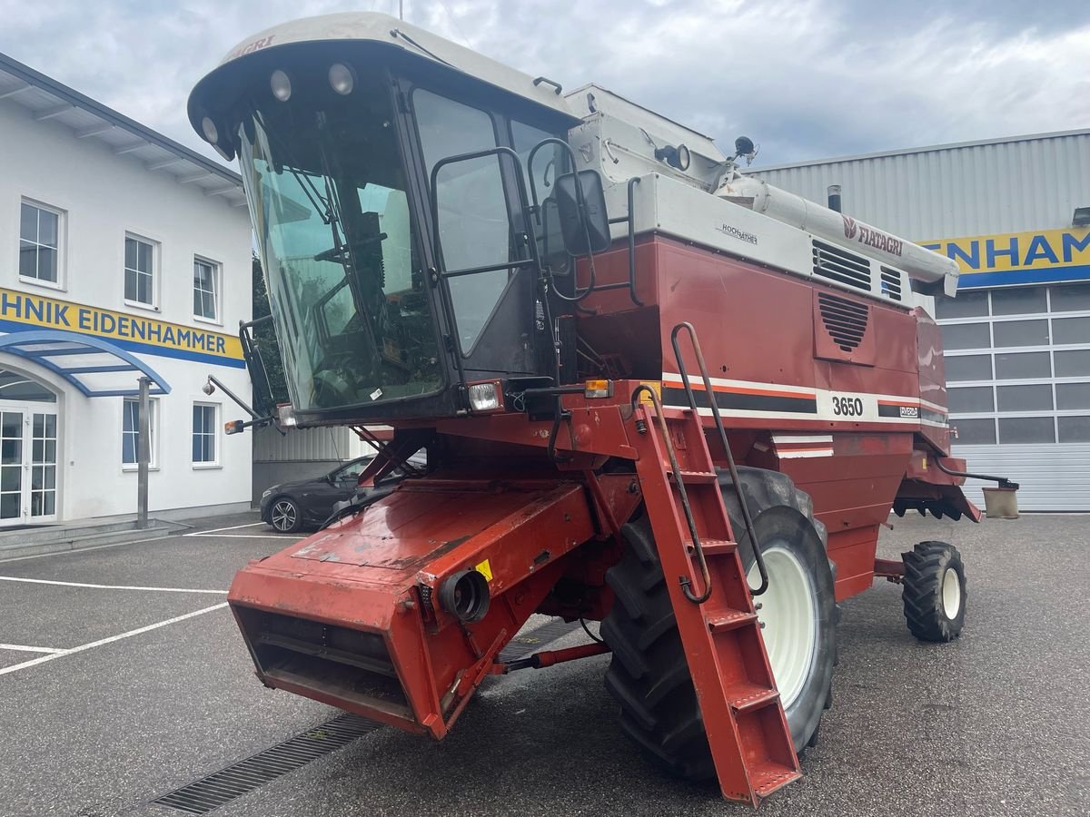 Mähdrescher du type Laverda 3650, Gebrauchtmaschine en Burgkirchen (Photo 1)