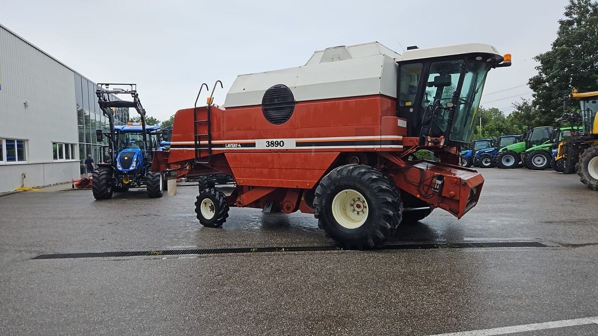 Mähdrescher του τύπου Laverda 3890, Gebrauchtmaschine σε Burgkirchen (Φωτογραφία 3)