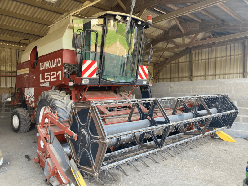 Mähdrescher del tipo Laverda L 521, Gebrauchtmaschine en CINTHEAUX