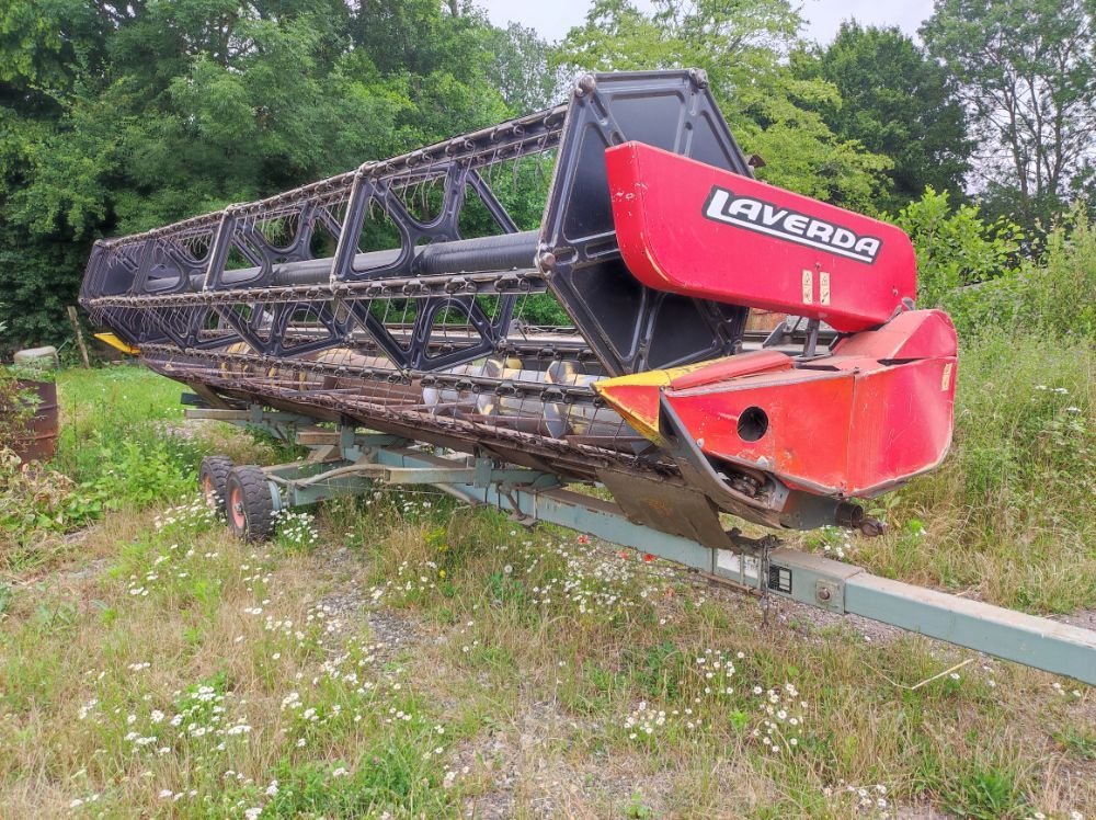 Mähdrescher van het type Laverda M 306, Gebrauchtmaschine in FRESNAY LE COMTE (Foto 4)