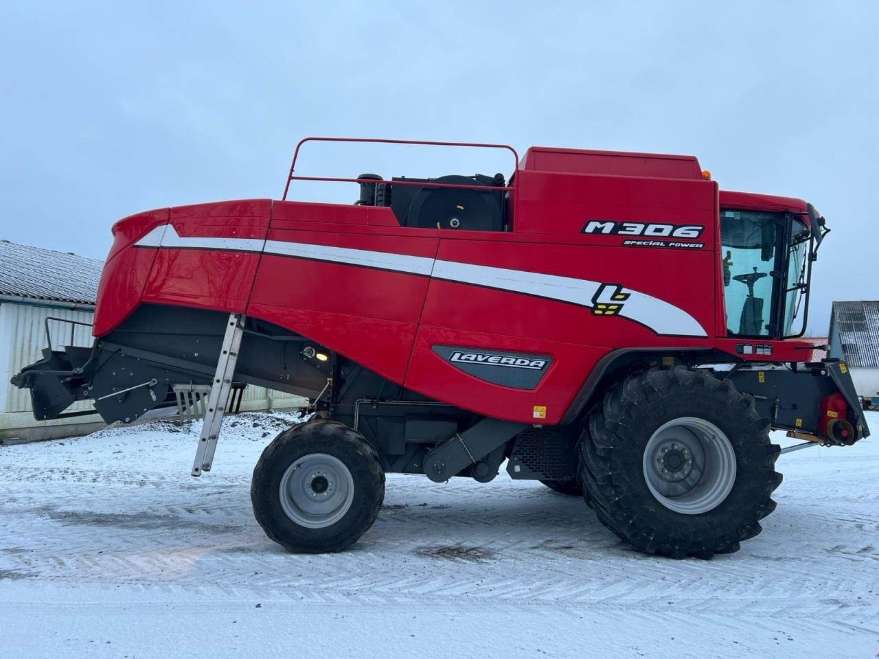 Mähdrescher del tipo Laverda M306, Gebrauchtmaschine en Middelfart (Imagen 4)