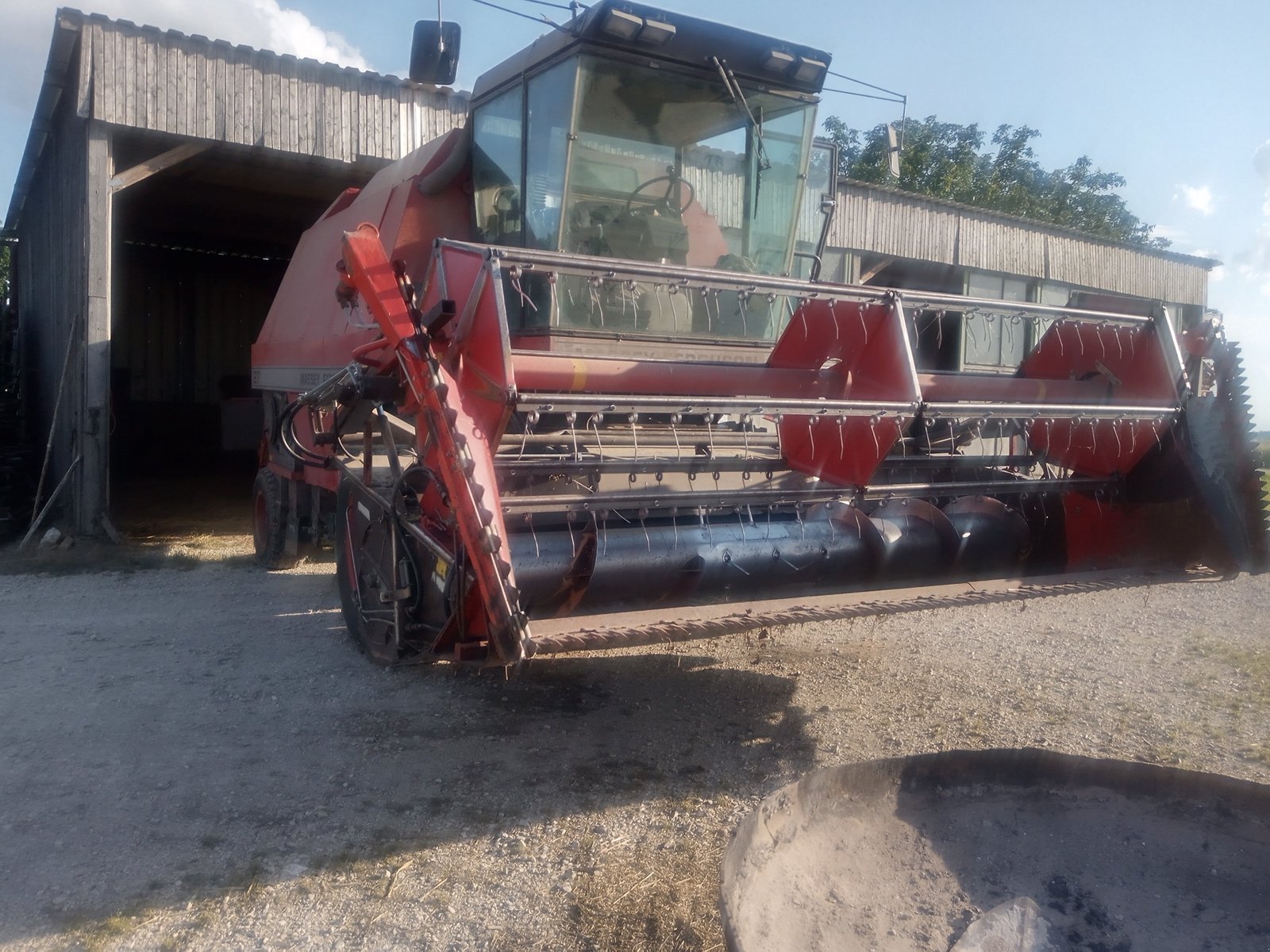 Mähdrescher du type Massey Ferguson 27, Gebrauchtmaschine en Vohburg (Photo 2)