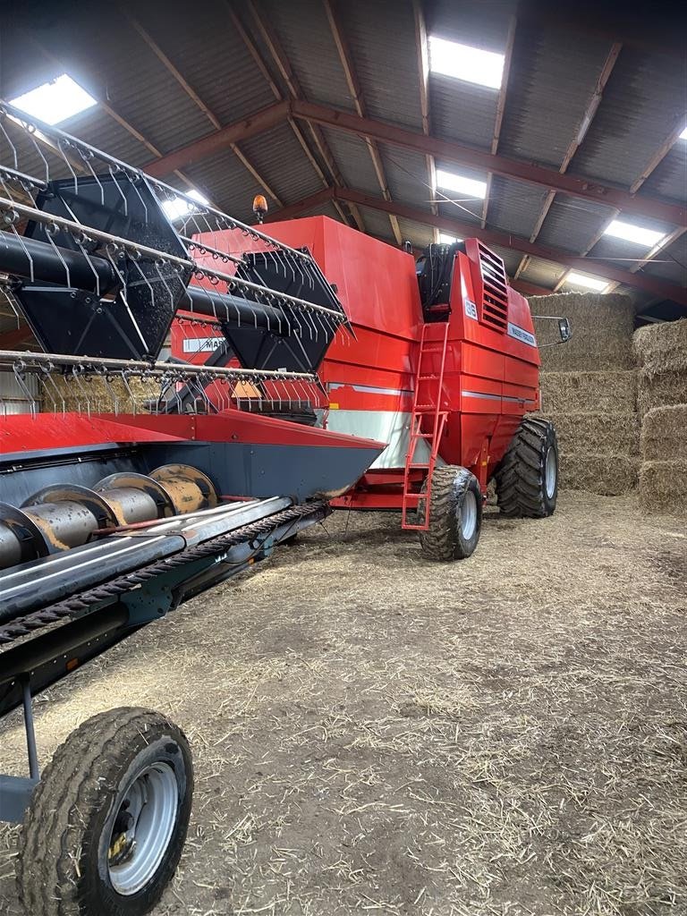 Mähdrescher of the type Massey Ferguson 36 RS DVII, Gebrauchtmaschine in Middelfart (Picture 3)