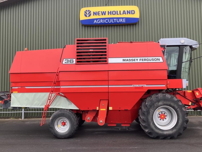 Mähdrescher of the type Massey Ferguson 36, Gebrauchtmaschine in Middelfart (Picture 1)