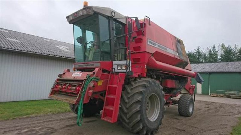 Mähdrescher du type Massey Ferguson 38, Gebrauchtmaschine en Hemmet (Photo 1)