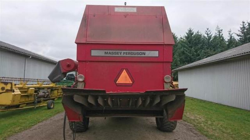 Mähdrescher du type Massey Ferguson 38, Gebrauchtmaschine en Hemmet (Photo 4)