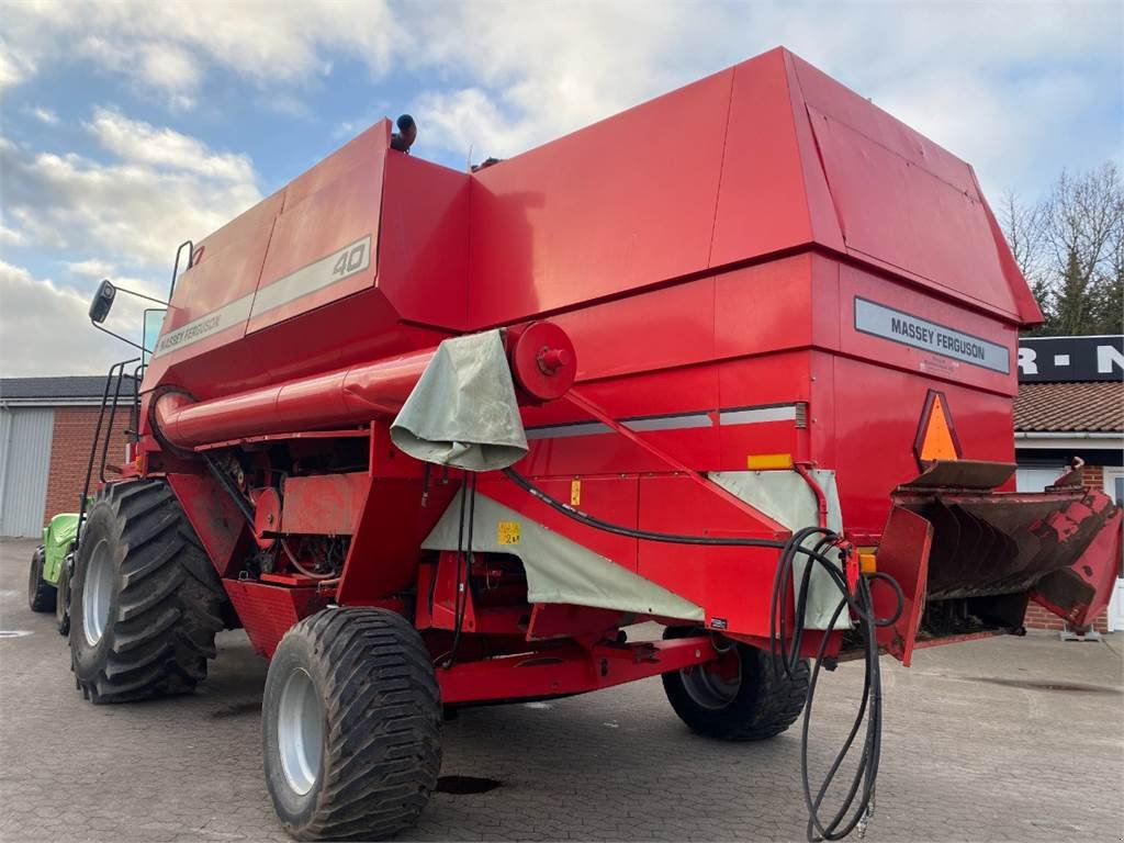 Mähdrescher van het type Massey Ferguson 40, Gebrauchtmaschine in Hemmet (Foto 16)