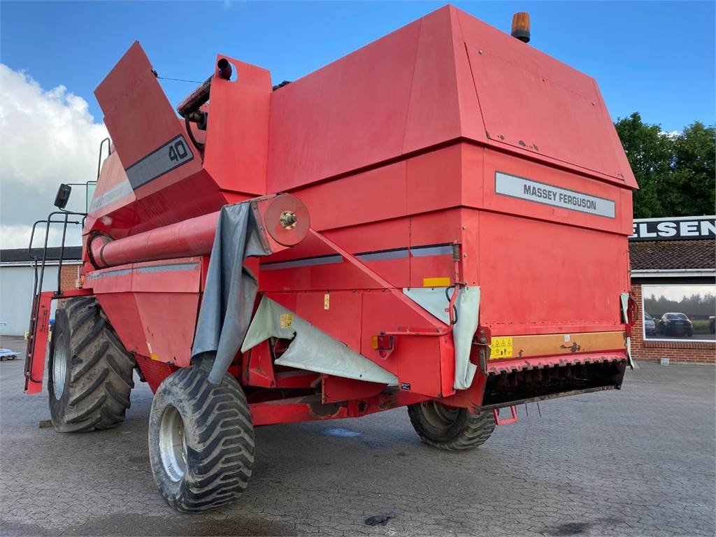 Mähdrescher du type Massey Ferguson 40, Gebrauchtmaschine en Hemmet (Photo 18)