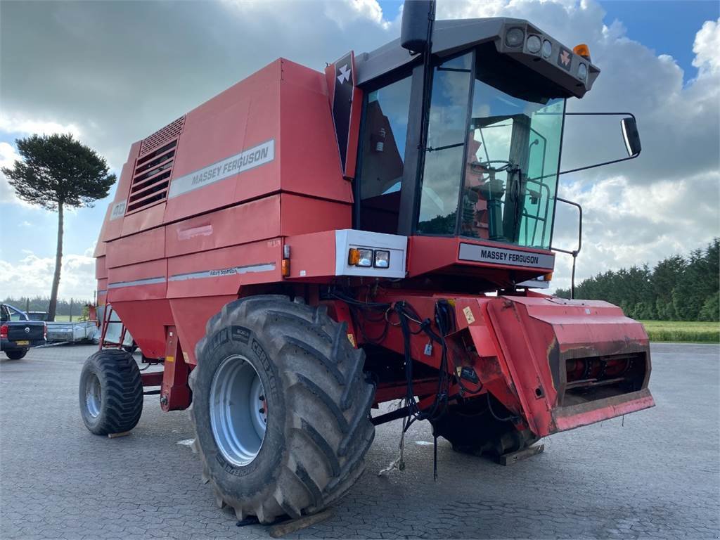 Mähdrescher tip Massey Ferguson 40, Gebrauchtmaschine in Hemmet (Poză 14)