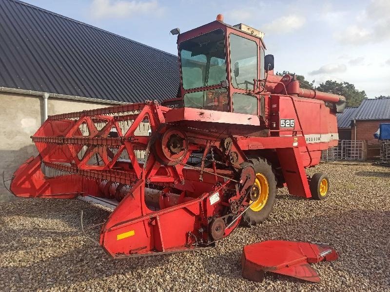 Mähdrescher tip Massey Ferguson 525 12 Fod skærebord, Gebrauchtmaschine in Roslev (Poză 1)