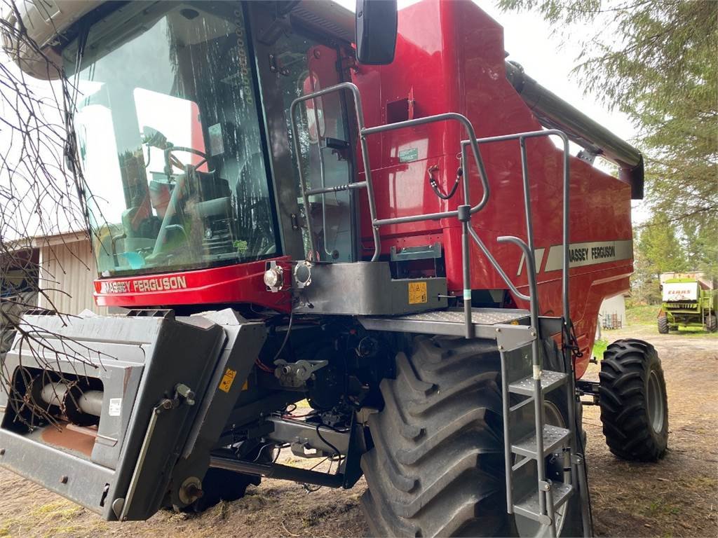 Mähdrescher типа Massey Ferguson 5690, Gebrauchtmaschine в Hemmet (Фотография 7)