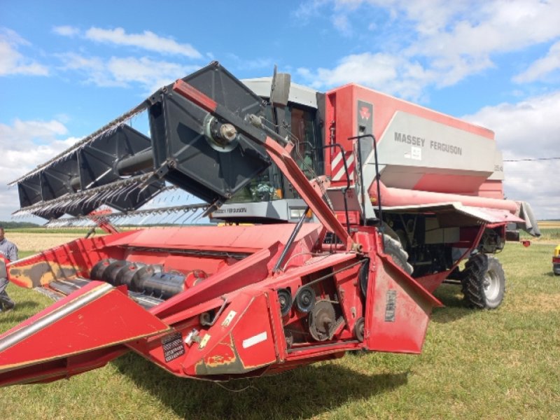 Mähdrescher of the type Massey Ferguson 7254, Gebrauchtmaschine in VERT TOULON (Picture 1)