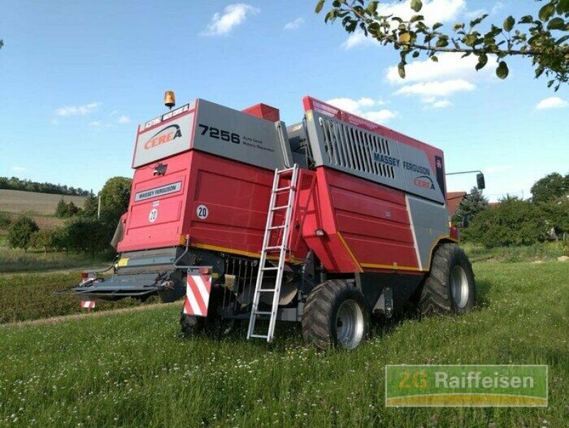 Mähdrescher van het type Massey Ferguson 7256 Auto Level, Gebrauchtmaschine in Bühl (Foto 3)