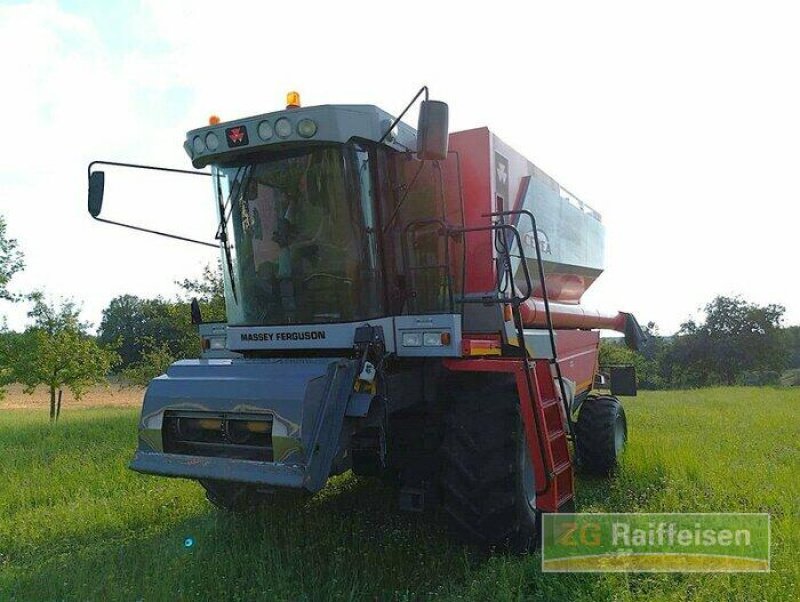 Mähdrescher van het type Massey Ferguson 7256 Auto Level, Gebrauchtmaschine in Bühl (Foto 9)