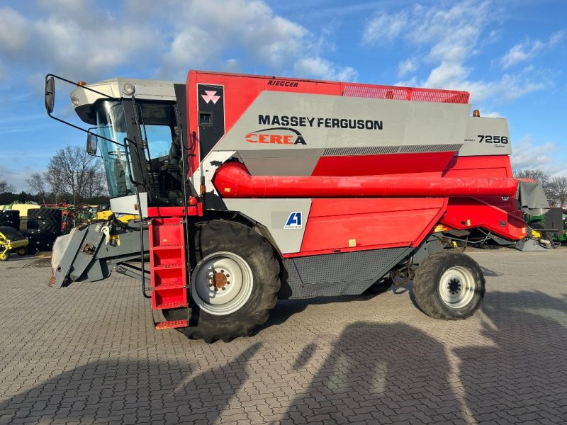 Mähdrescher del tipo Massey Ferguson 7256 H, Gebrauchtmaschine In Sittensen (Immagine 1)