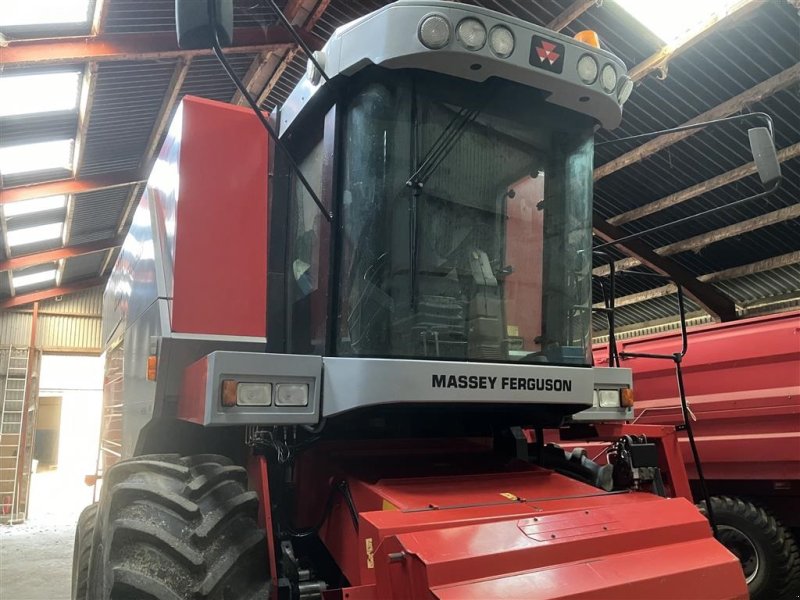 Mähdrescher of the type Massey Ferguson 7256 RS med 22 fods Freeflow skærebord, Gebrauchtmaschine in Roskilde (Picture 1)