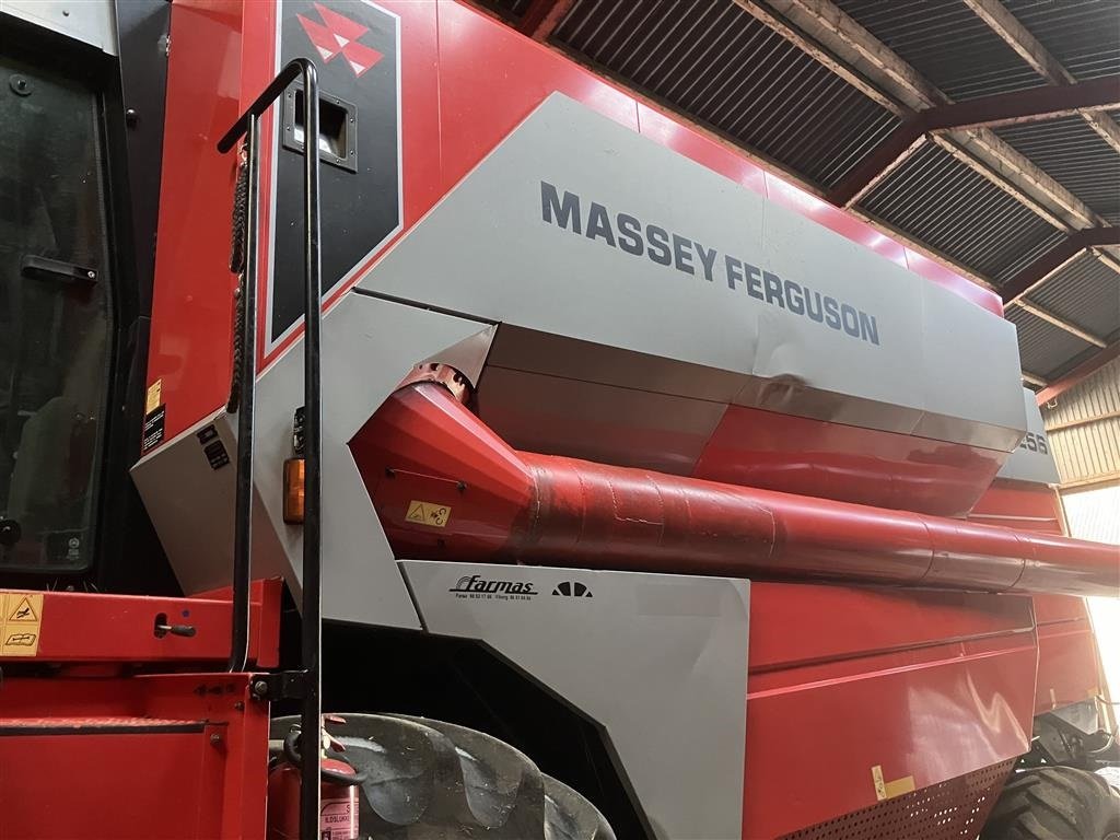 Mähdrescher del tipo Massey Ferguson 7256 RS med 22 fods Freeflow skærebord, Gebrauchtmaschine en Roskilde (Imagen 4)